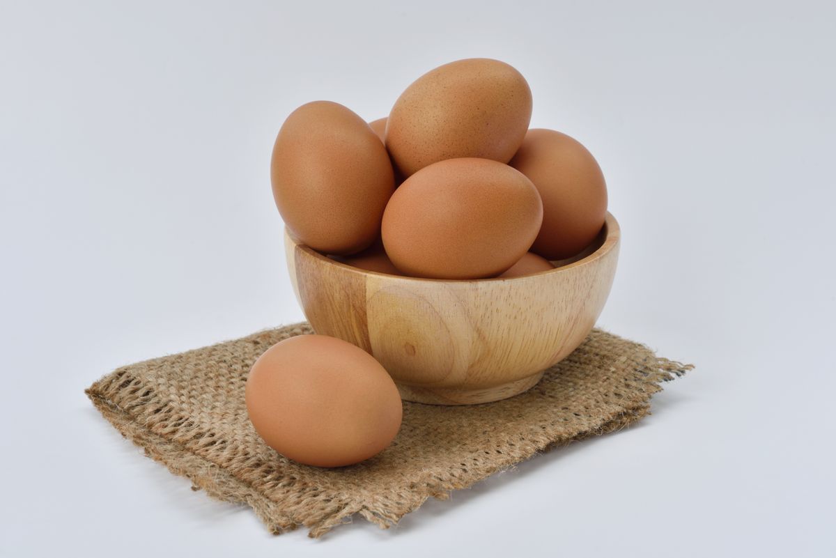 Eggs fell 25.7% in a year — your bakery just got its margin back